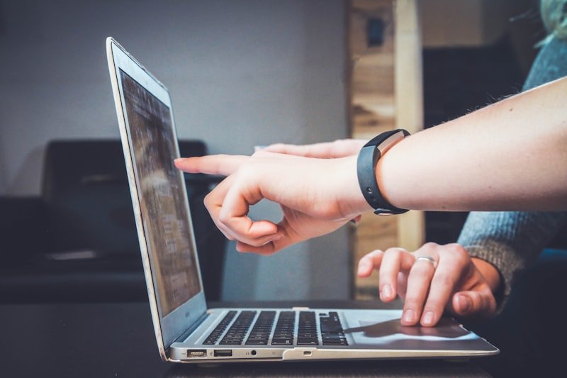 Minimalist UI: Why Less is More in Modern Web Design
